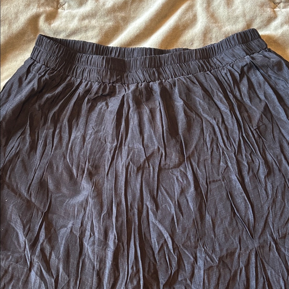 Elegant Black Lace Trim Blouse - Picture 2 of 2